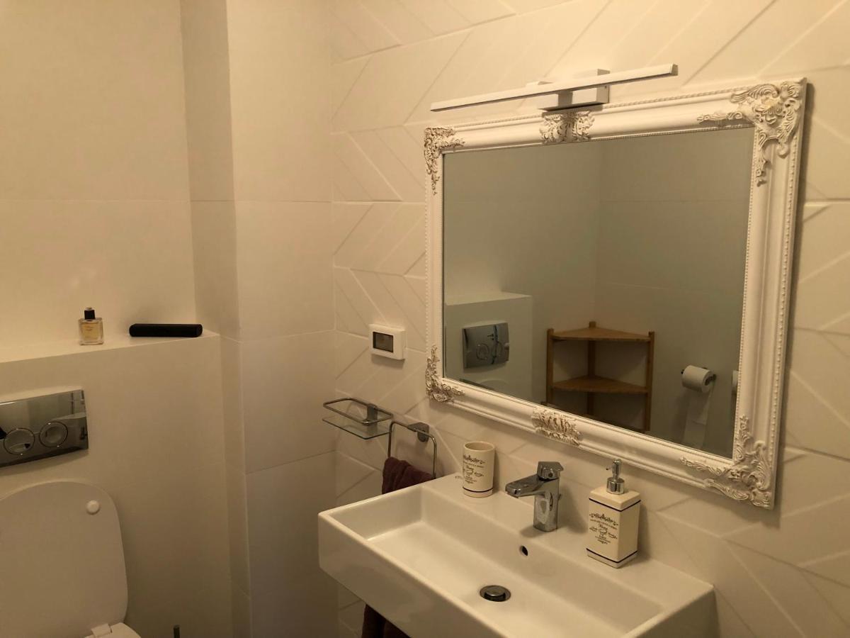 Chronos Apartment - Modern And Stylish Timisoara Luaran gambar