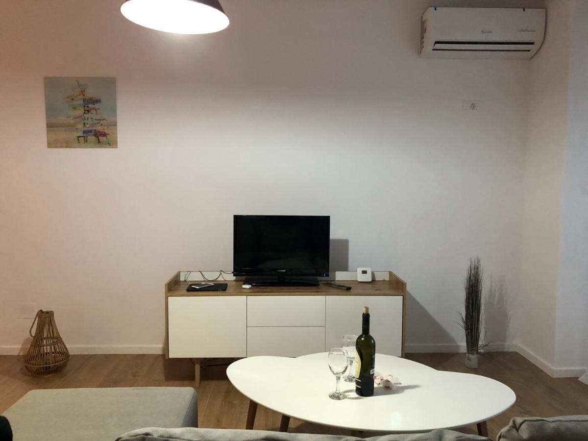 Chronos Apartment - Modern And Stylish Timisoara Luaran gambar