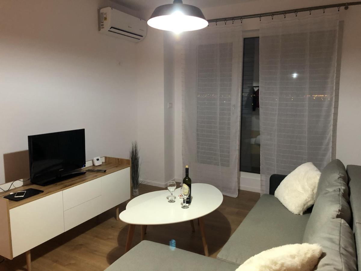 Chronos Apartment - Modern And Stylish Timisoara Luaran gambar
