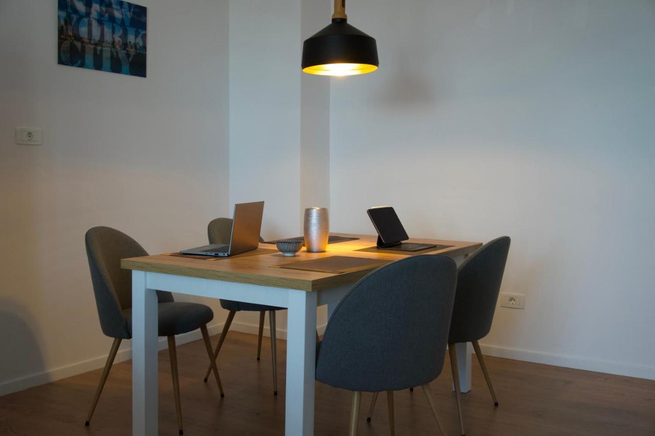 Chronos Apartment - Modern And Stylish Timisoara Luaran gambar